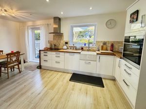 Photo 8- click for photo gallery